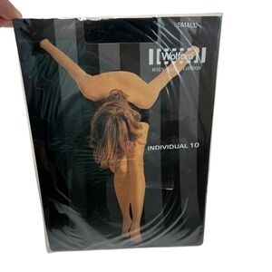 Wolford Individual 10 Denier Tights‎ Style 116 40 in Black Size Small Matte NEW